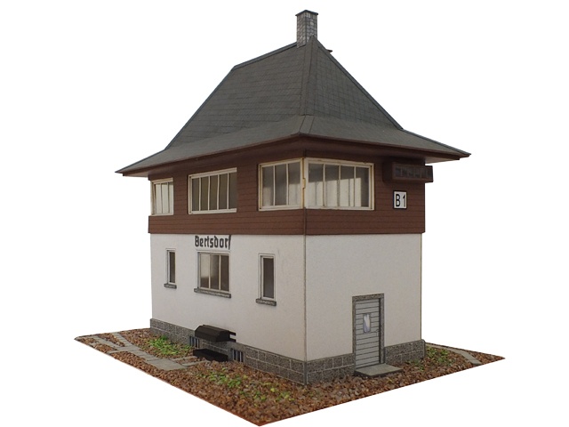 02-12-07-1-TT - Bahnhof Bertsdorf - Stellwerk