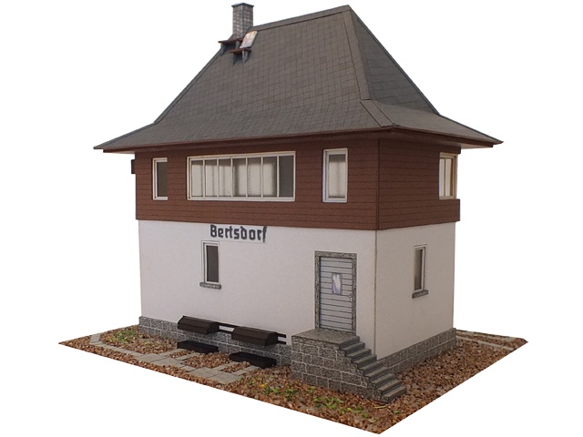 02-12-07-1-TT - Bahnhof Bertsdorf - Stellwerk
