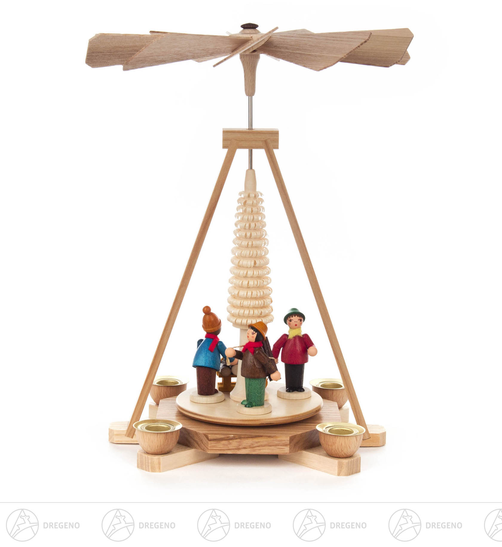 Pyramide mit Waldleuten farbig