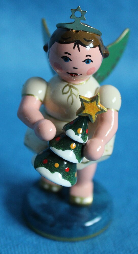 Engel mit Tannenbaum - 2 Stück vorrätig