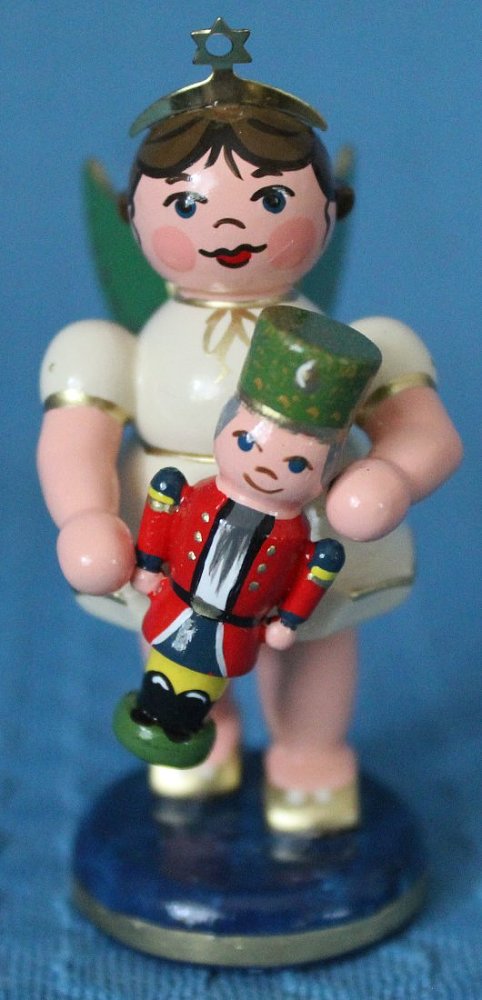 Engel mit Nussknacker- vorrätig 1 Stück