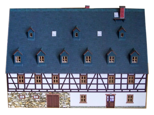 04-02-H0 - Großes Fachwerkhaus mit kleinen Gauben