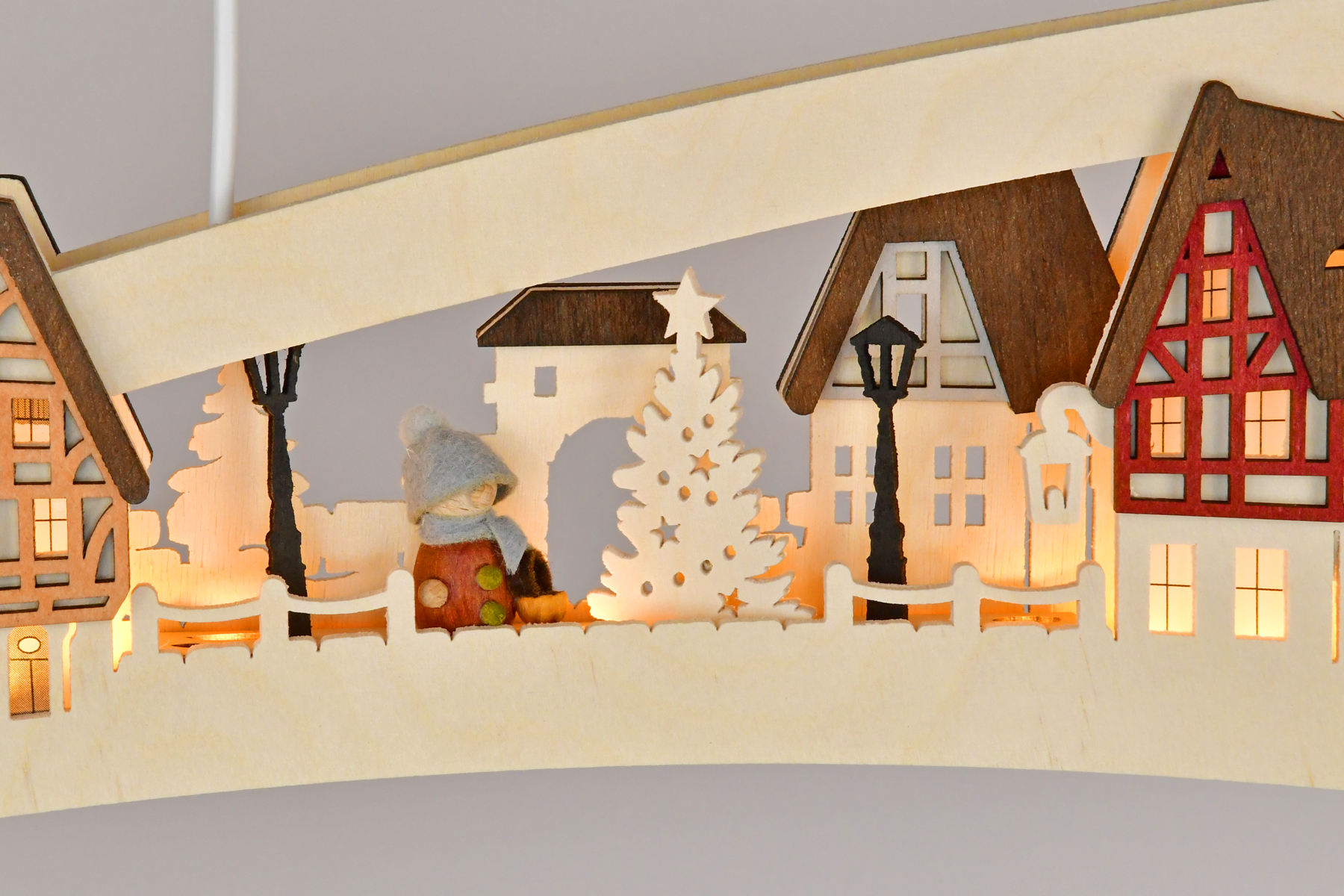 Fensterbild, beleuchtet, Sternschweif, Stadtansicht