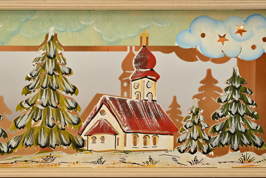 Raumleuchte kl., Dorf mit Zwiebelkirche, handbemalt winterlich