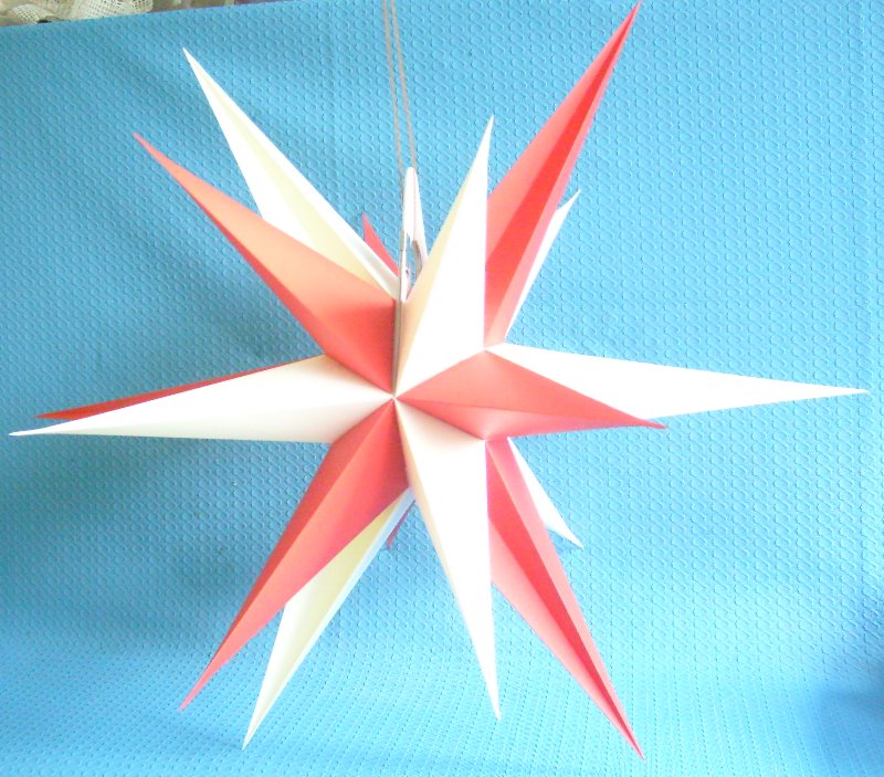 Annaberger Faltstern mit roten und weißen Spitzen 60 cm - vorrätig 1 Stück