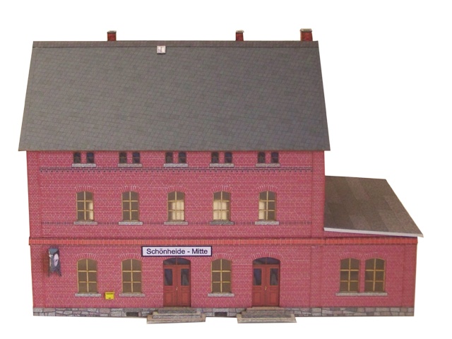 02-08-13-1-TT - Schönheide Mitte - Empfangsgebäude