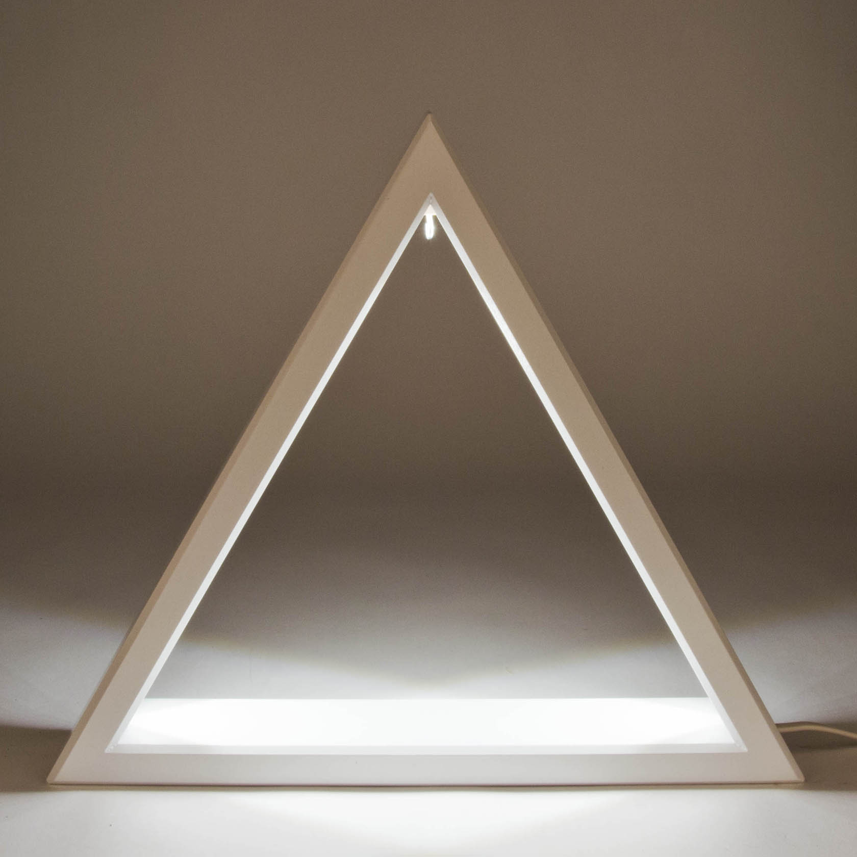 Beleuchtetes Dreieck weiß 30cm mit LED Band 12V/Trafo 100-240V 31x35cm