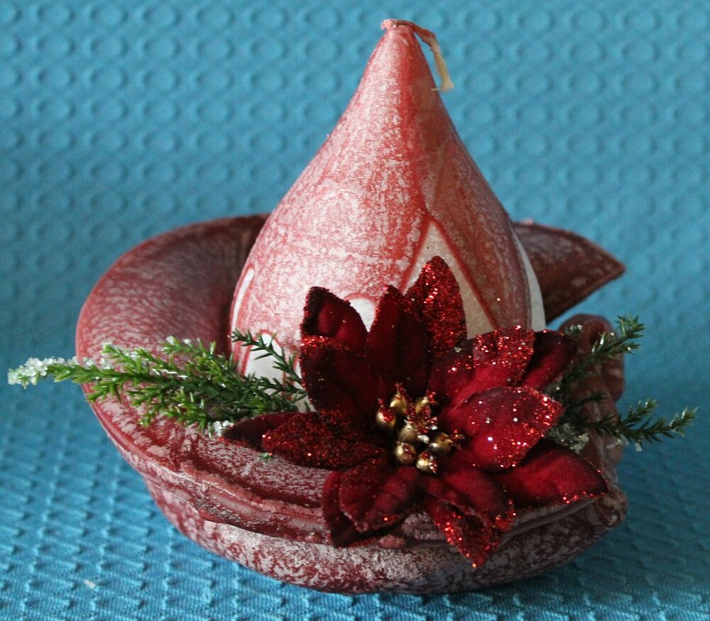 Kerze: Weihnachtsgesteck mit Tropfen- vorrätig 4 Stück