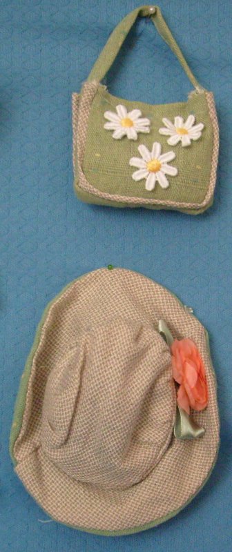 Puppenkleidung für 25 cm große Puppen - vorrätig 3 Stück
