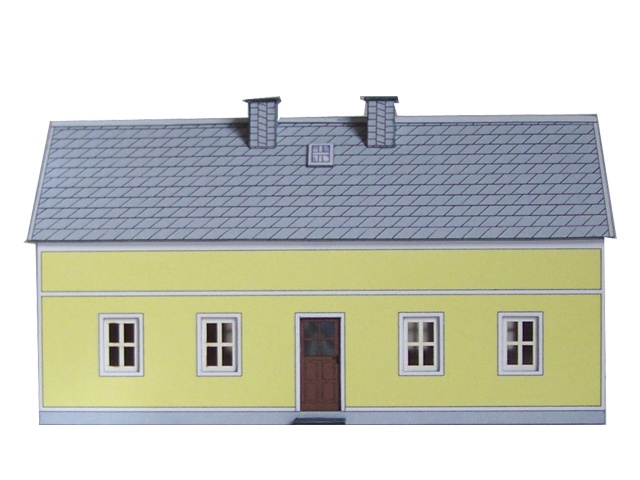 112-04-1,5 - 1,5-geschossiges Wohnhaus mit gelben Putz