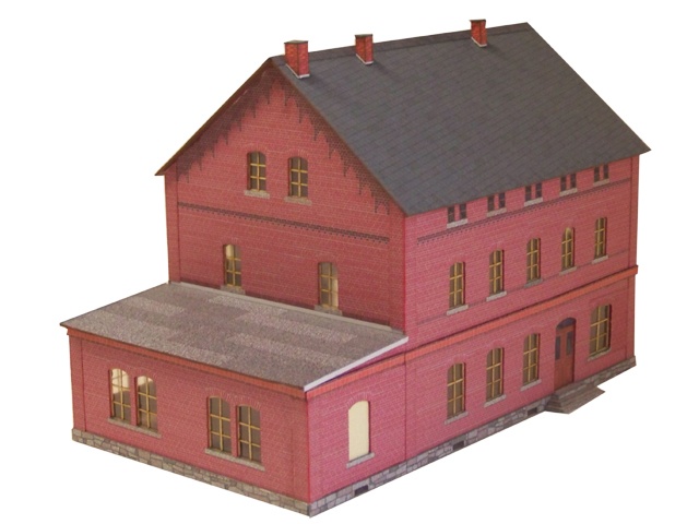 02-08-13-1-TT - Schönheide Mitte - Empfangsgebäude