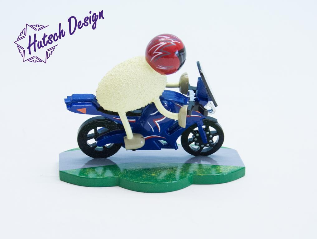 Schaf Racy mit blauem Motorrad 7,5cm