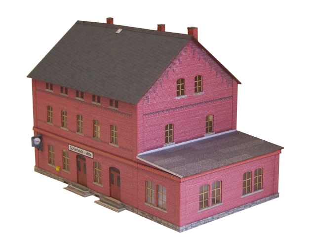 02-08-13-1-TT - Schönheide Mitte - Empfangsgebäude