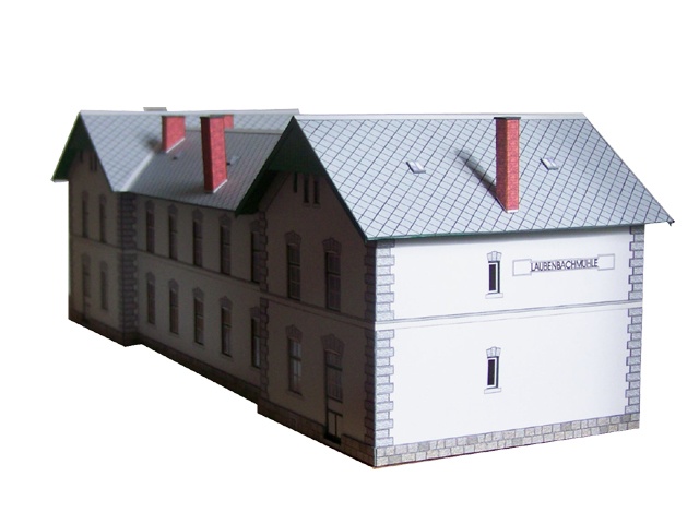 111-10-1 - Bahnhof Laubenbachmühle - Empfangsgebäude