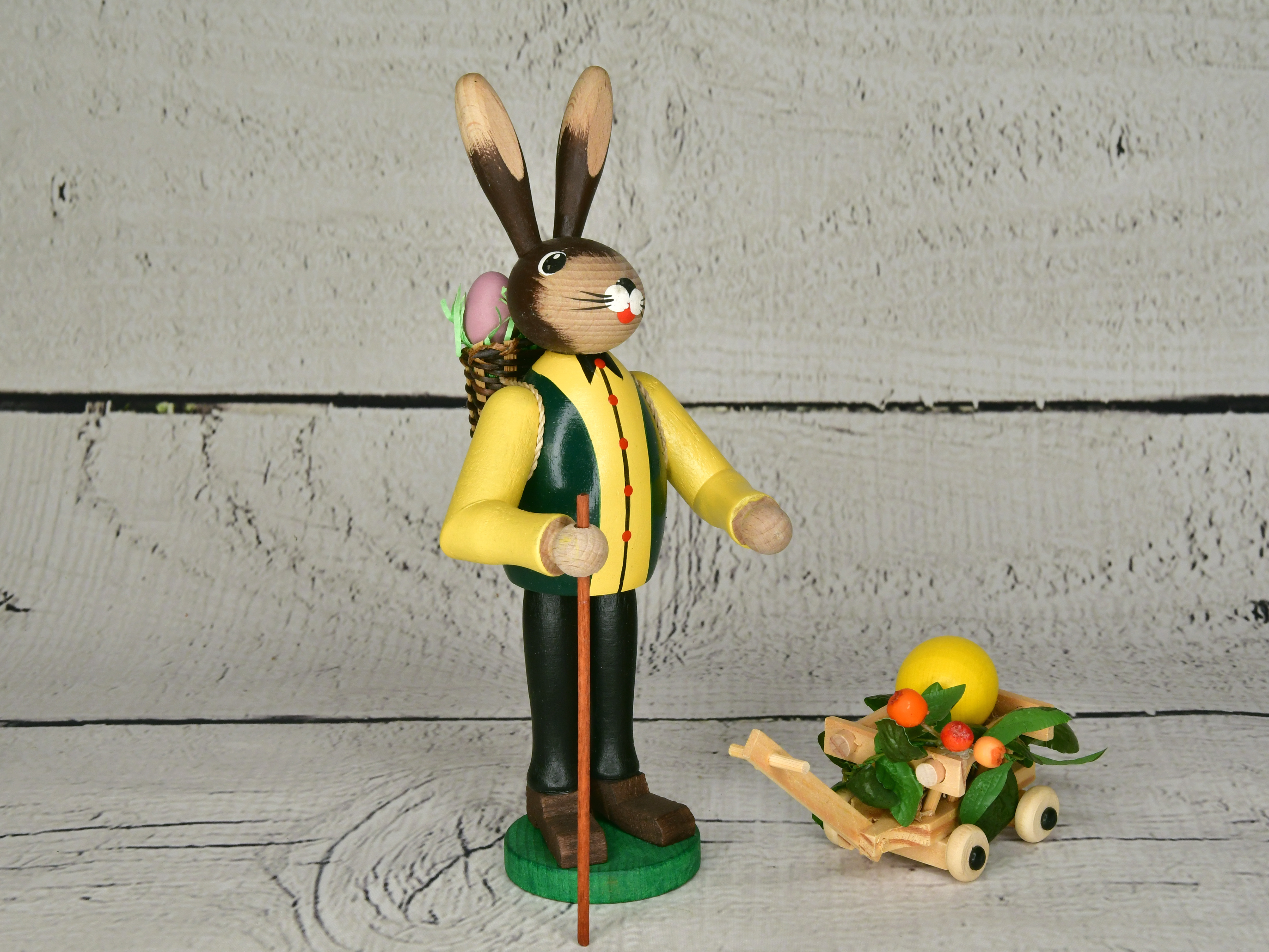 Osterhase mit Spazierstock