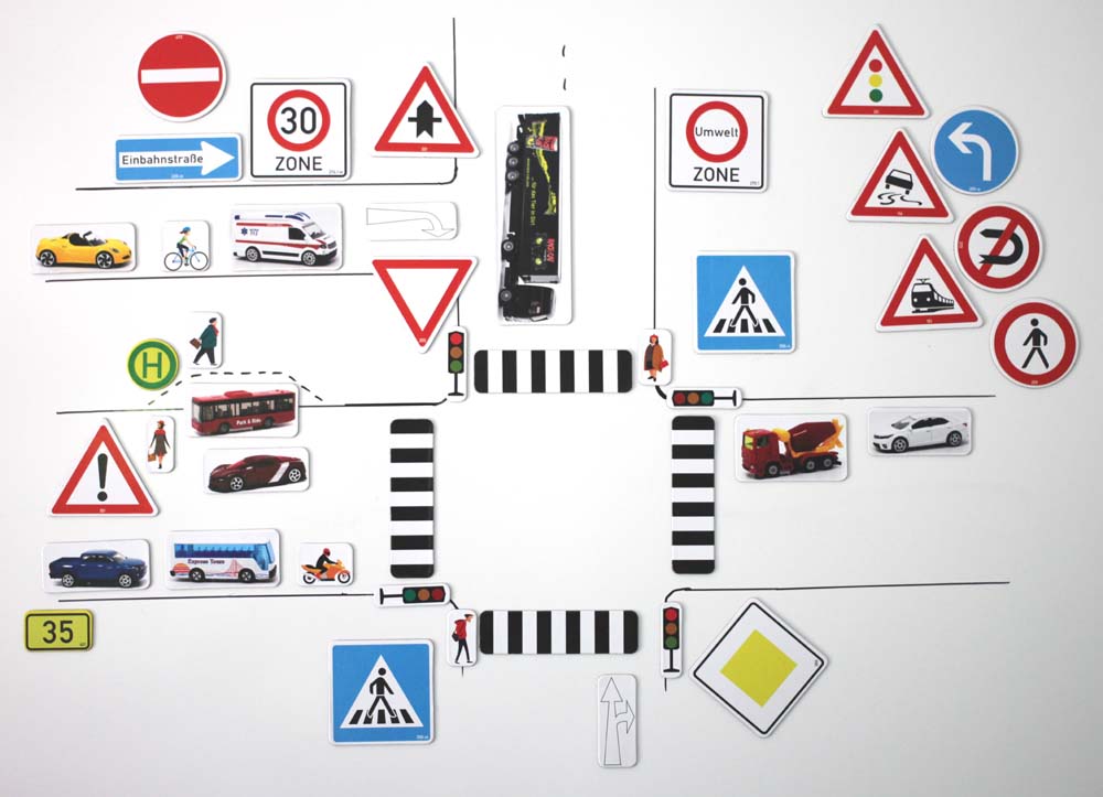 Verkehrszeichensatz magnetisch 124-teilig