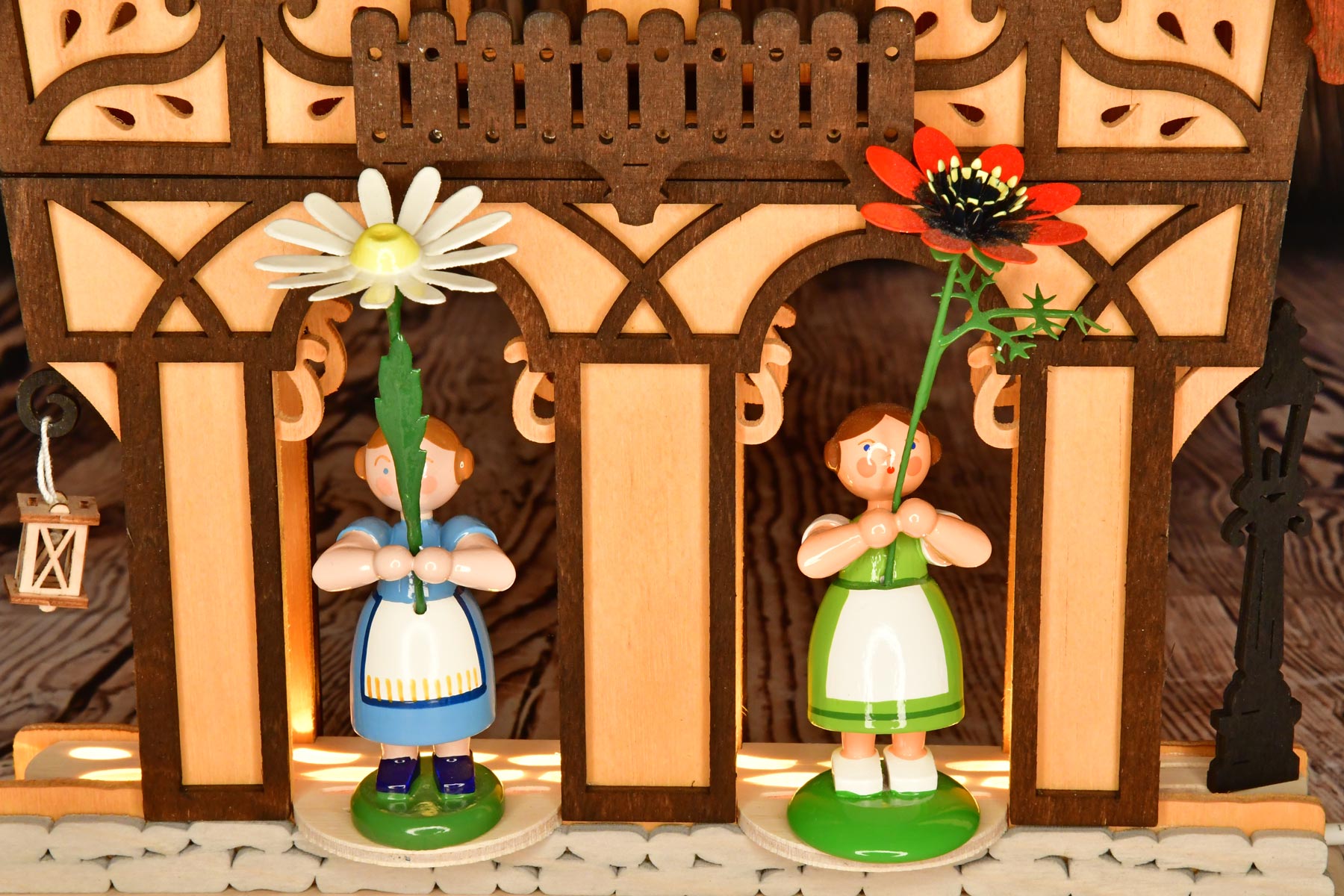 Fachwerkhaus ocker für Sammlerfiguren