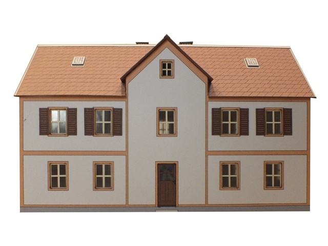 112-06-2 - 2-geschossiges Wohnhaus mit weißen Putz
