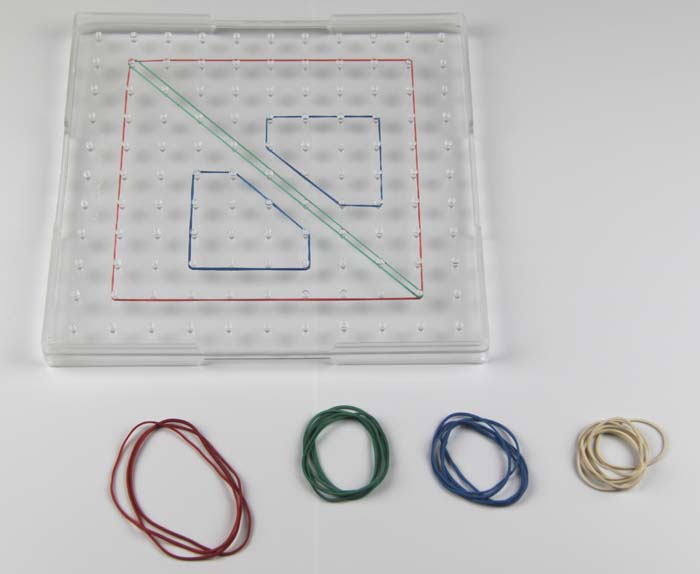 Geobrett transparent mit 121 Zapfen