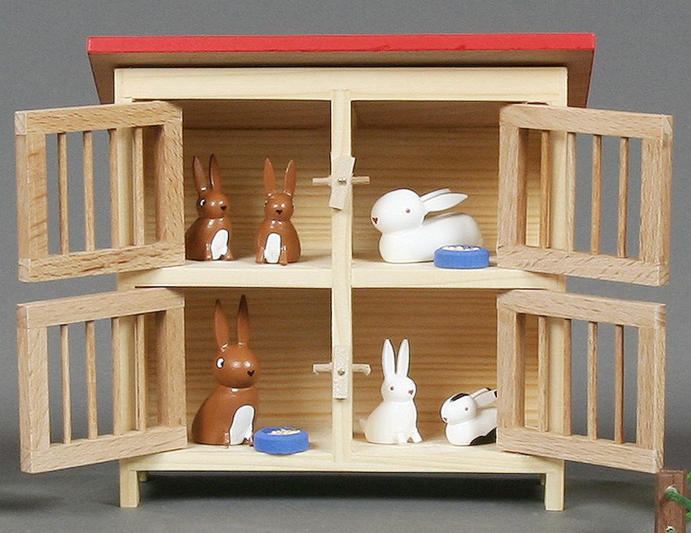 Großer Hasenstall mit Hasen (9)
