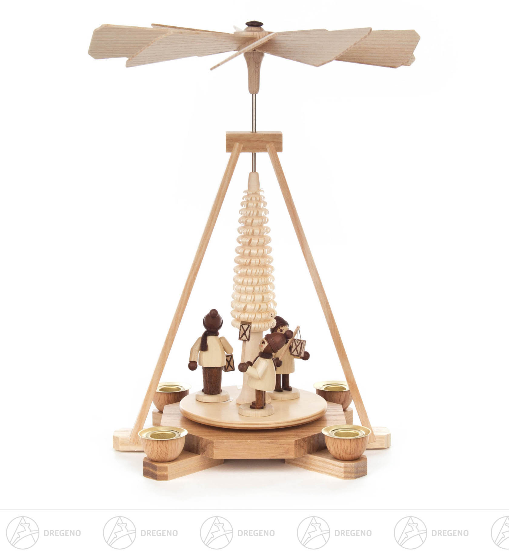 Pyramide mit Laternenkindern natur