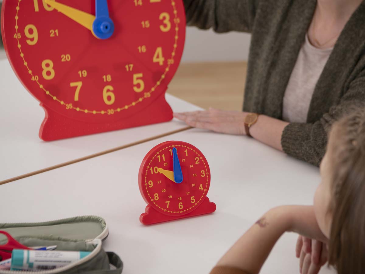 Klassensatz mit 25 Schüleruhren und 1 Lehreruhr