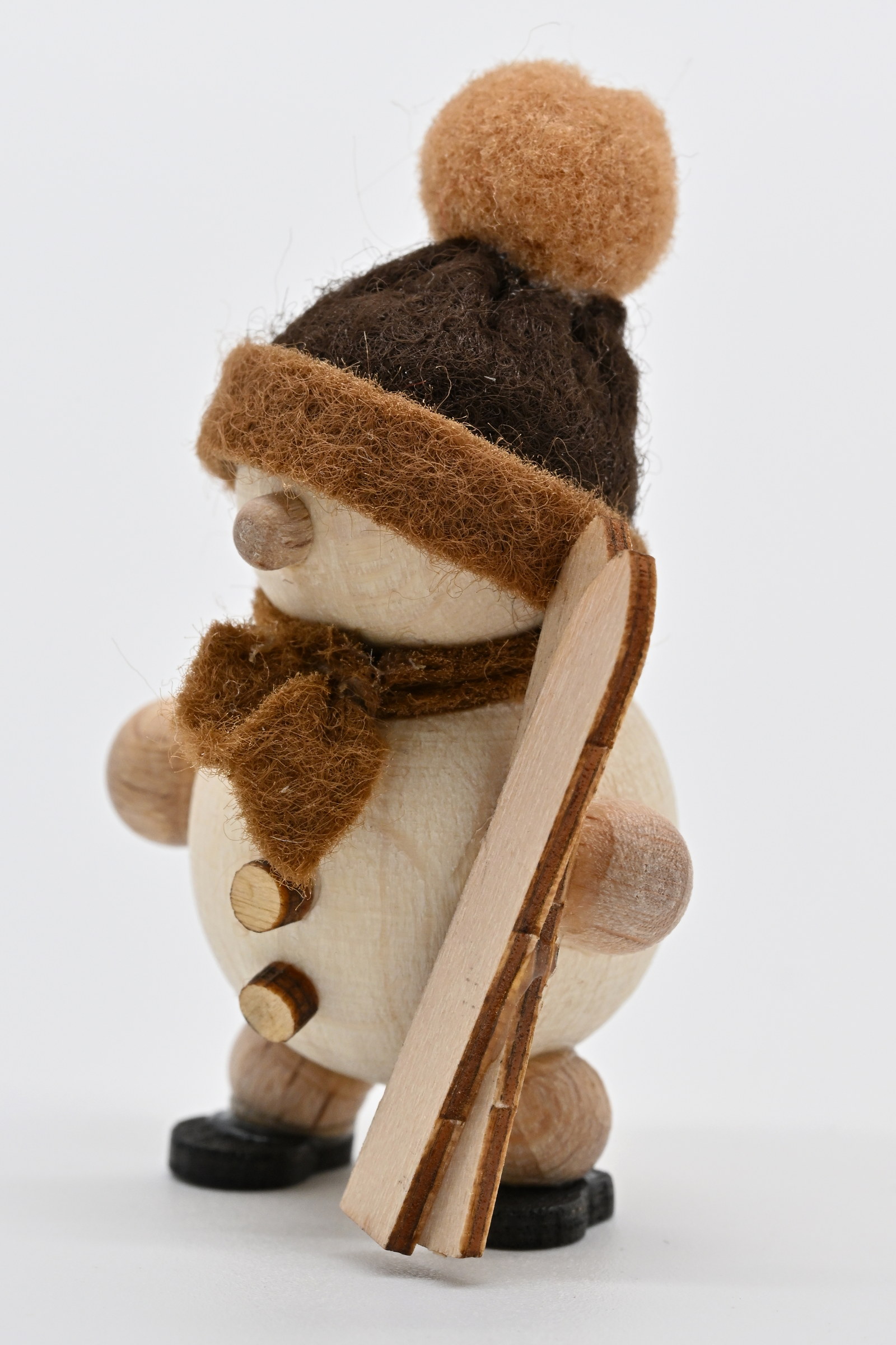 Schneemann, Skiträger