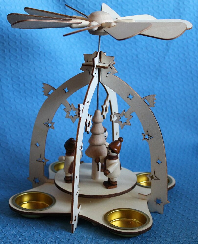 Teelichtpyramide mit Laternenkinder - vorrätig noch 1 Stück