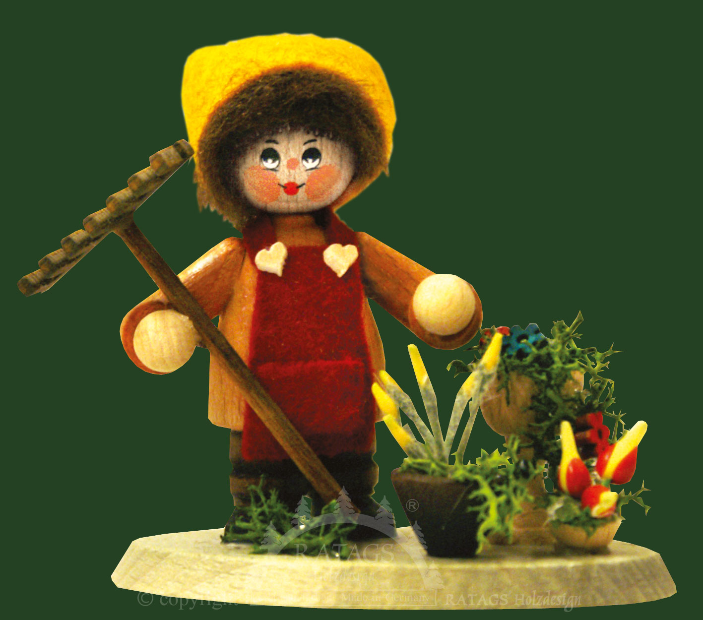 Sammler-Püppchen, Mädchen mit Rechen und Blumen