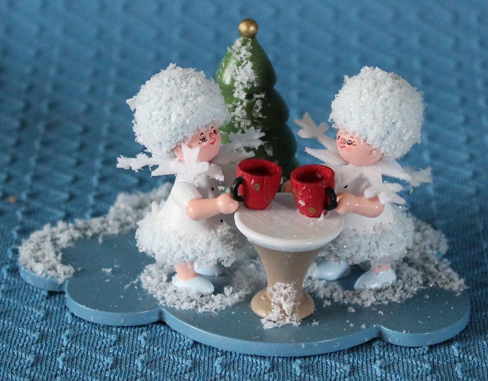Schneeflöckchenpaar auf Weihnachtsmarkt- vorrätig 1 Stück