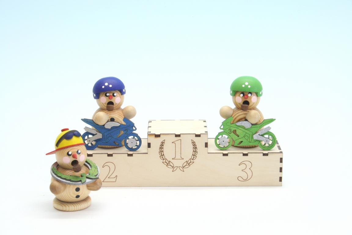 Siegerpodest mit 3 Biker Minis