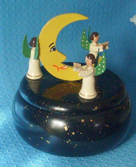 Spieldose :Auf der Wolke