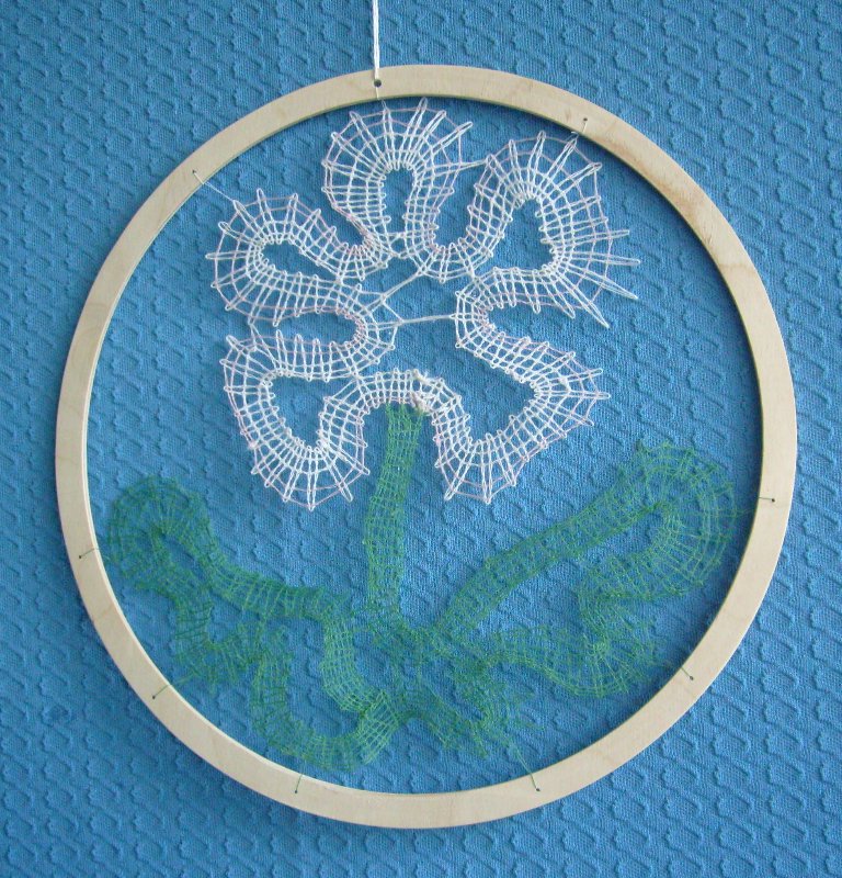 geklöppeltes Fensterbild Gänseblümchen - vorrätig 1 Stück