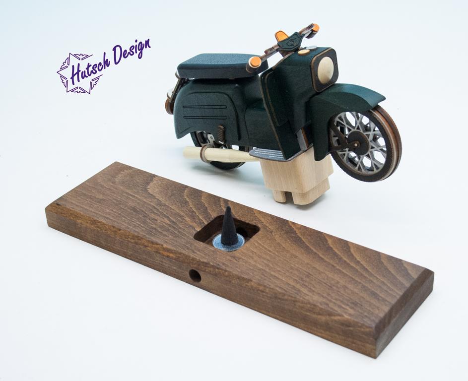 Tannengrüne Schwalbe Räuchermoped Simson  28x8x14,5cm