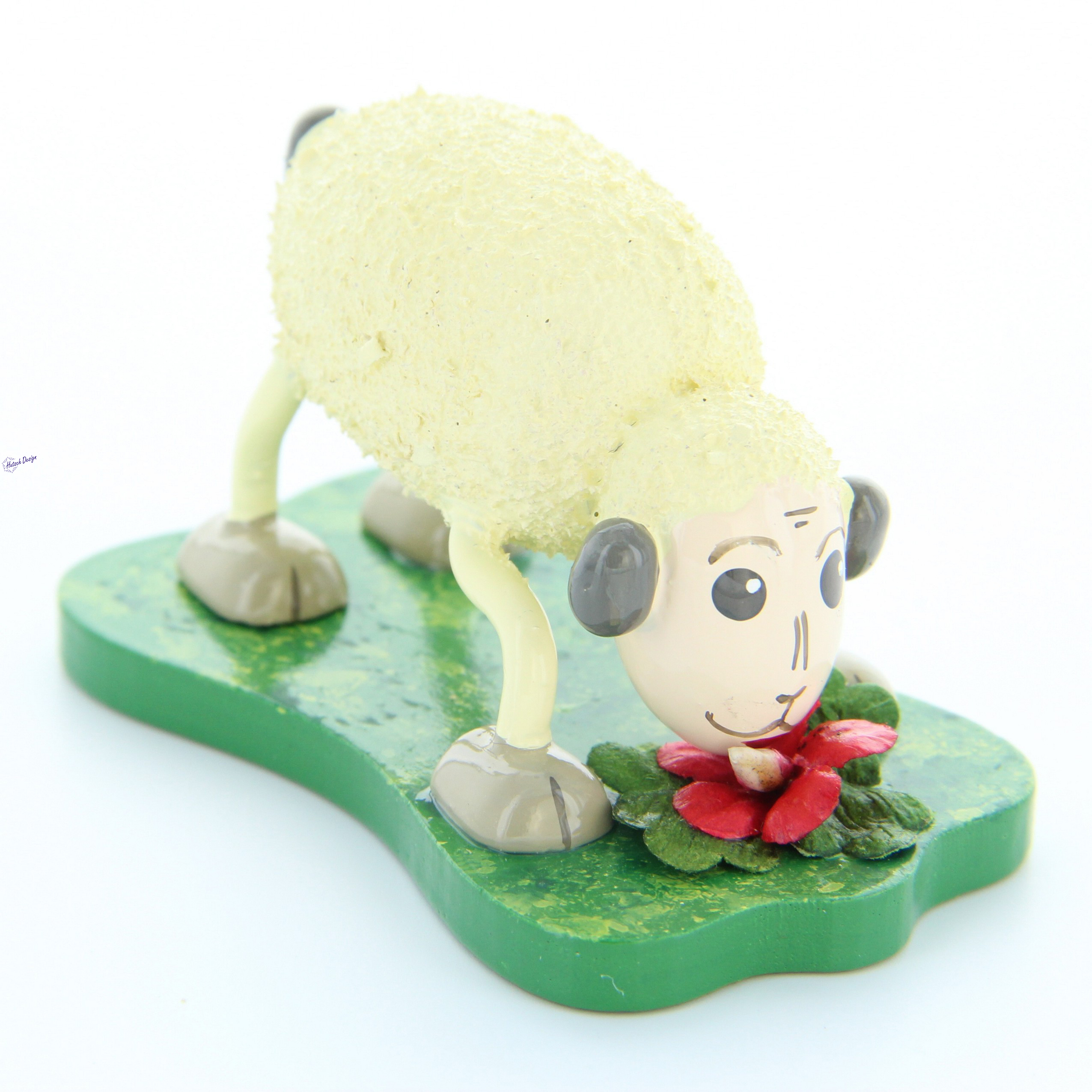 Schaf Mampfi, fressend