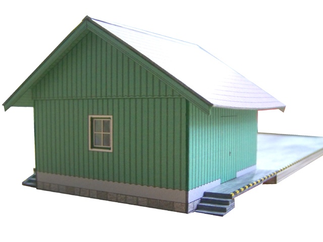 111-10-2 - Bahnhof Laubenbachmühle - Güterschuppen
